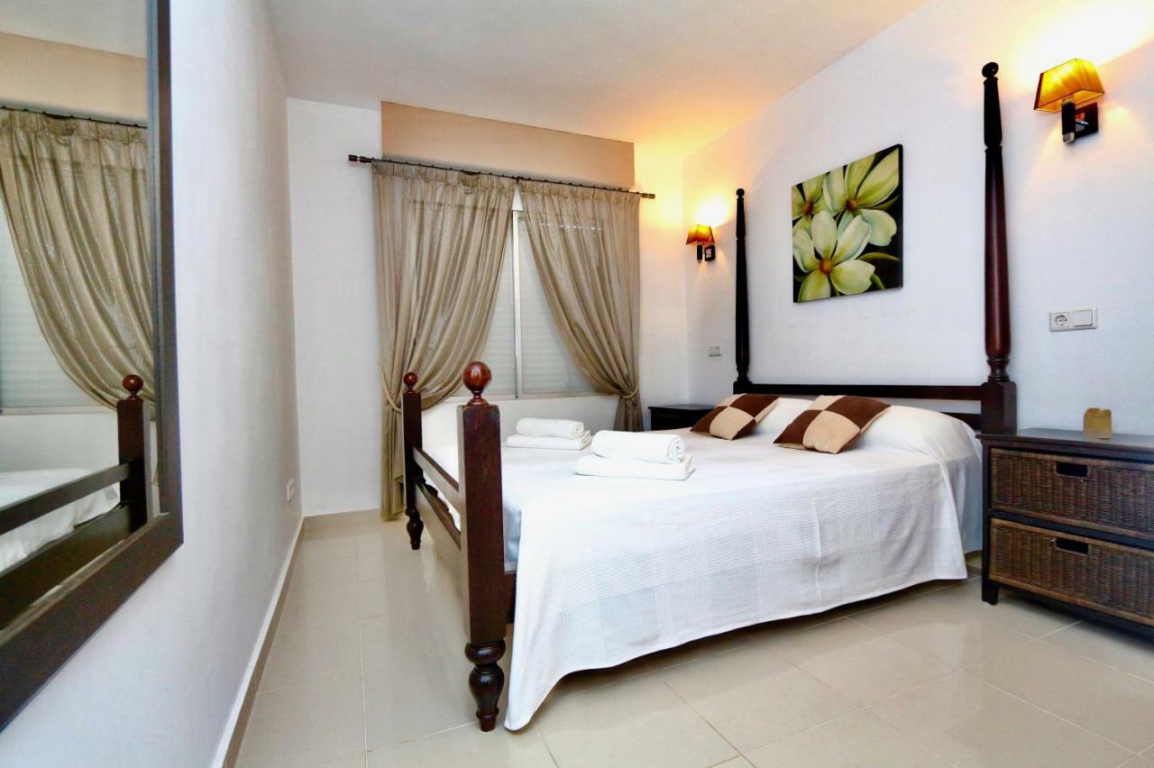 3- Bedroom Apartment In The Centre Of Calpe With Nice Living Room, 1 Bathroom. Eksteriør billede