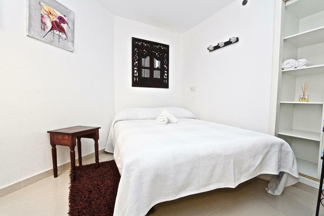 3- Bedroom Apartment In The Centre Of Calpe With Nice Living Room, 1 Bathroom. Eksteriør billede